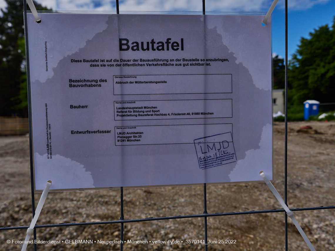 25.06.2022 - Baustelle zur Mütterberatung und Haus für Kinder